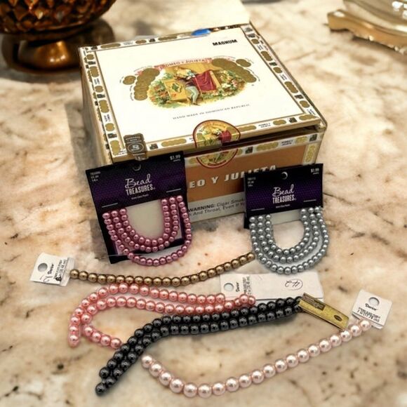 Jewelry Making DIY Multi Pearl Glass Bead Strands Cigar Box Bundle - Picture 1 of 16